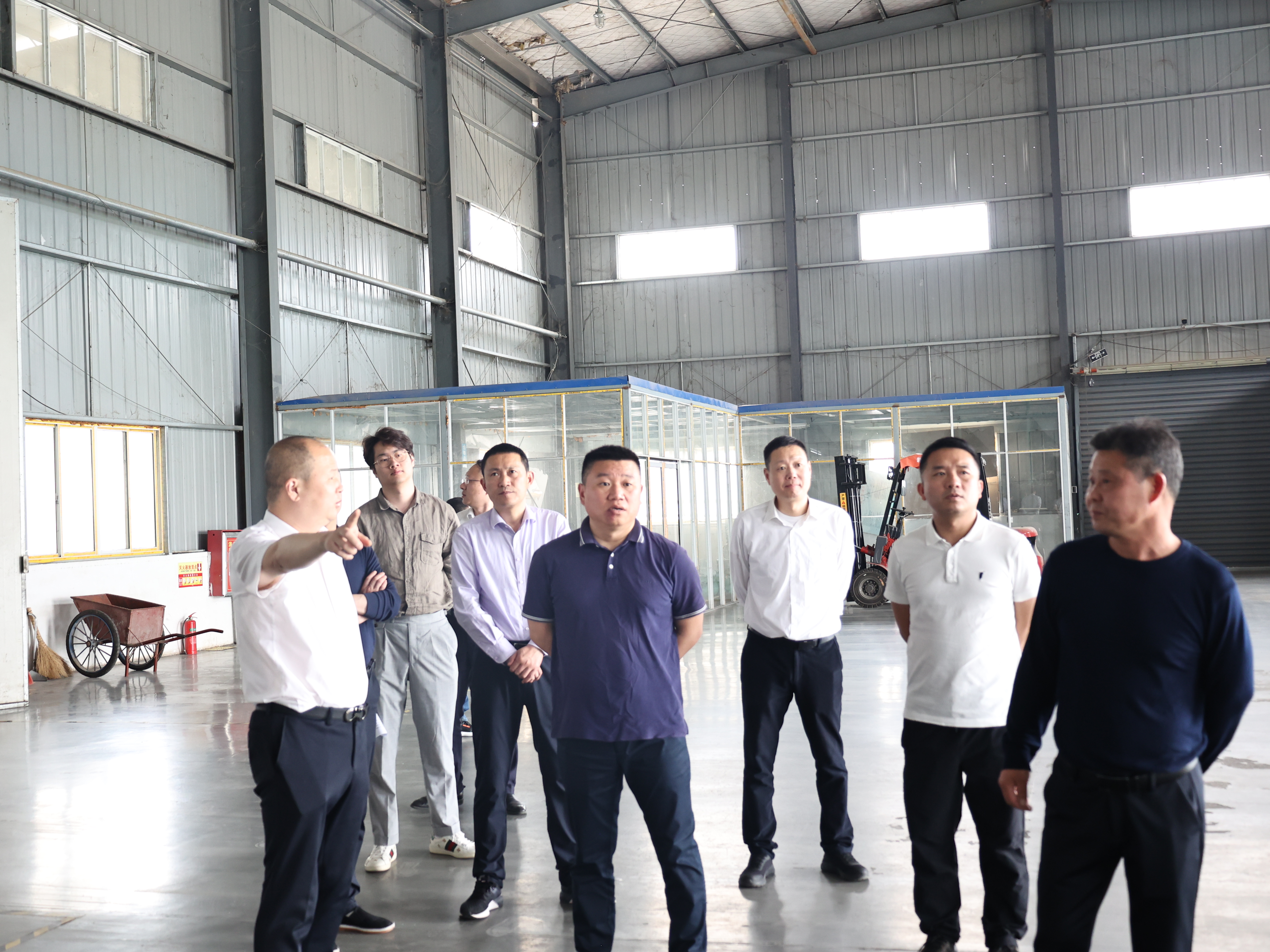 市國控集團黨委書記、董事長張志堅率隊赴集團重點農(nóng)業(yè)項目調(diào)研督導